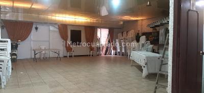 Casa de 3 alcobas en venta en L, Funza, 300 m² · foto 3 de 18