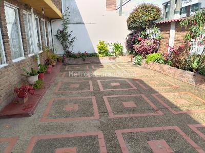 Casa de 4 alcobas en venta en O, Funza, 200 m² · foto 3 de 20