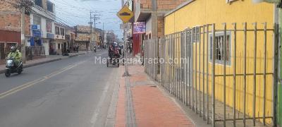 Casa de 3 alcobas en venta en L, Funza, 120 m² · foto 2 de 10