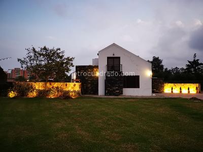Casa de 5 alcobas en venta en Quintas De Serrezuela, Mosquera, 450 m² · foto 14 de 19