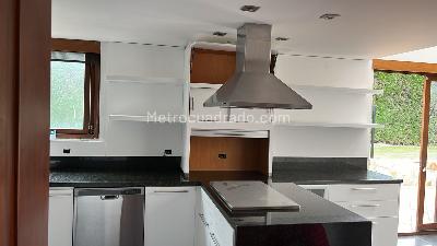 Casa de 5 alcobas en venta en Quintas De Serrezuela, Mosquera, 450 m² · foto 18 de 19