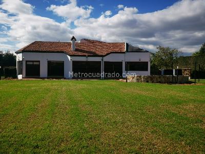 Casa de 5 alcobas en venta en Quintas De Serrezuela, Mosquera, 450 m² · foto 6 de 19