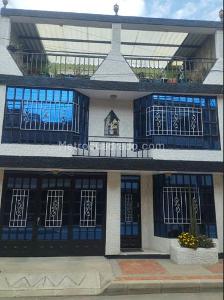 Casa de 3 alcobas en venta en Villa Paola, Funza, 230 m² · foto 10 de 11