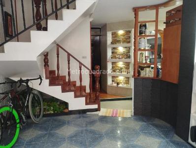 Casa de 3 alcobas en venta en Villa Paola, Funza, 230 m² · foto 2 de 11