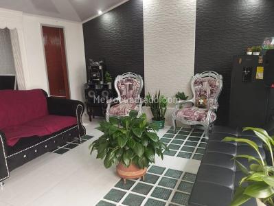 Casa de 3 alcobas en venta en Villa Paola, Funza, 230 m² · foto 8 de 11