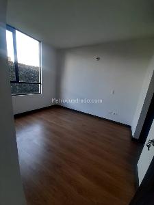 Apartamento de 3 alcobas en venta en L, Funza, 77 m² · foto 9 de 17