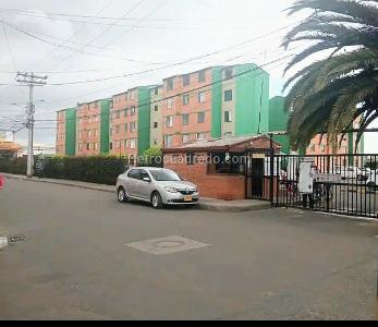 Apartamento de 3 alcobas en venta en Recodos De San Andres, Funza, 50 m² · foto 2 de 16