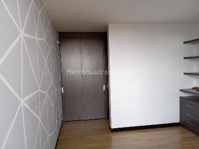 Apartamento de 4 alcobas en venta en C R, Funza, 92 m² · foto 3 de 19