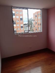 Apartamento en venta en C R Toledo, Mosquera · foto 6 de 11