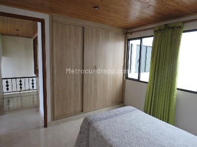 Casa de 3 alcobas en venta en Villa Paola, Funza, 250 m² · foto 14 de 16