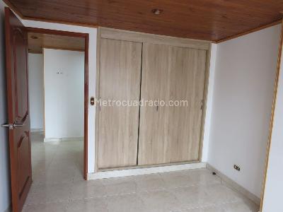 Casa de 3 alcobas en venta en Villa Paola, Funza, 250 m² · foto 3 de 16