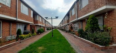 Casa de 3 alcobas en venta en L, Funza, 120 m² · foto 20 de 20