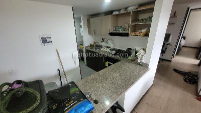 Apartamento de 3 alcobas en venta en Naranjos Del Eden, Funza, 72 m² · foto 2 de 19