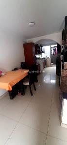Casa de 4 alcobas en venta en L, Funza, 84 m² · foto 3 de 17