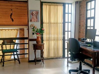 Casa de 3 alcobas en venta en San Nicolas, Funza, 149 m² · foto 2 de 14
