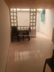 Casa de 3 alcobas en venta en El Remanzo, Mosquera, 80 m² · foto 2 de 12