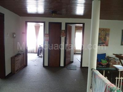 Casa de 4 alcobas en venta en San Luis Chapinero, Bogotá, 400 m² · foto 6 de 6