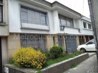 Casa de 4 alcobas en venta en San Luis Chapinero, Bogotá, 400 m² · foto 2 de 6