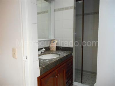 Casa de 4 alcobas en venta en Alhambra, Bogotá, 227 m² · foto 9 de 16