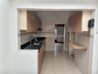 Casa de 4 alcobas en venta en Alhambra, Bogotá, 227 m² · foto 15 de 16