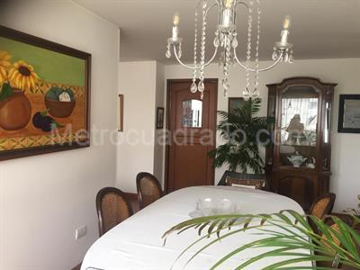 Apartamento en venta en Santa Barbara Central, Bogotá · foto 2 de 20