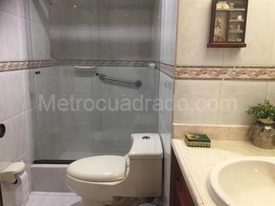 Apartamento en venta en Santa Barbara Central, Bogotá · foto 19 de 20