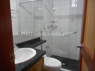 Apartamento de 1 alcoba en arriendo en Calleja Baja, Bogotá, 50 m² · foto 12 de 19