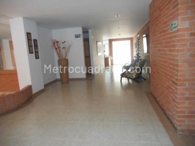 Apartamento de 1 alcoba en arriendo en Calleja Baja, Bogotá, 50 m² · foto 2 de 19