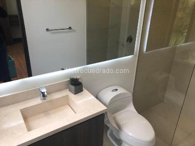 Apartamento de 3 alcobas en venta en Cerros De Provenza, Bogotá, 194 m² · foto 13 de 20