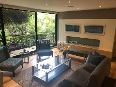 Apartamento de 3 alcobas en venta en Cerros De Provenza, Bogotá, 194 m² · foto 16 de 20