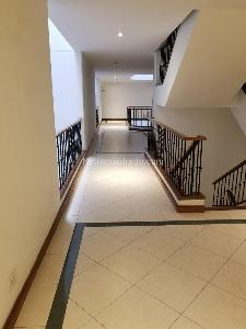 Apartamento de 3 alcobas en venta en Rosales Refugio, Bogotá, 200 m² · foto 7 de 17