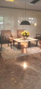 Apartamento de 2 alcobas en venta en Los Rosales, Bogotá, 135 m² · foto 2 de 19