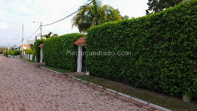 Casa de 3 alcobas en venta en Girardot, Girardot, 240 m² · foto 3 de 20