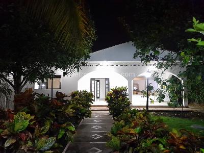 Casa de 3 alcobas en venta en Girardot, Girardot, 240 m² · foto 2 de 20
