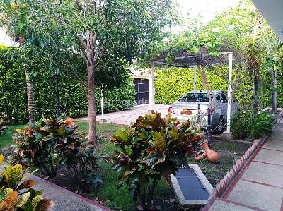 Casa de 3 alcobas en venta en Girardot, Girardot, 240 m² · foto 4 de 20