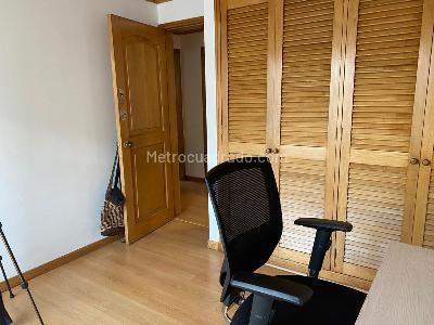 Apartamento de 3 alcobas en venta en Santa Paula Central, Bogotá, 169 m² · foto 11 de 20