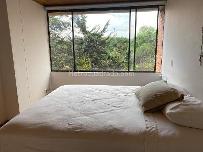 Apartamento de 3 alcobas en venta en Santa Paula Central, Bogotá, 169 m² · foto 15 de 20