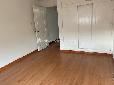 Casa de 4 alcobas en venta en Santa Ana Occidental, Bogotá, 217 m² · foto 8 de 20