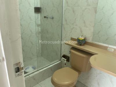 Casa de 4 alcobas en venta en Santa Ana Occidental, Bogotá, 217 m² · foto 18 de 20