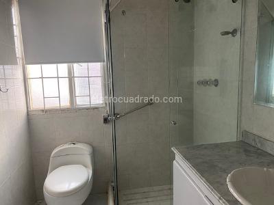 Casa de 4 alcobas en venta en Santa Ana Occidental, Bogotá, 217 m² · foto 19 de 20