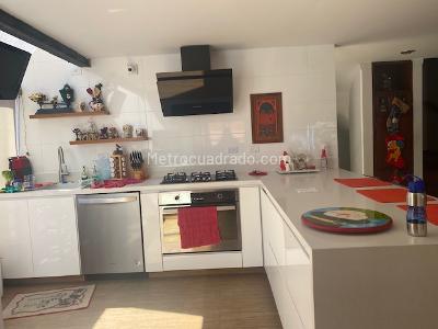Apartamento en venta en Santa Barbara Occidental, Bogotá · foto 13 de 20