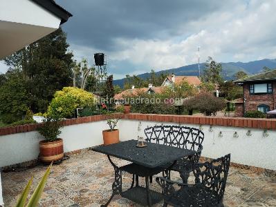 Casa de 4 alcobas en venta en Guaymaral, Bogotá, 450 m² · foto 10 de 20