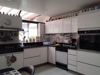 Casa de 4 alcobas en venta en Guaymaral, Bogotá, 450 m² · foto 12 de 20