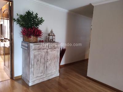 Apartamento de 3 alcobas en venta en La Cabrera Alta, Bogotá, 150 m² · foto 5 de 17