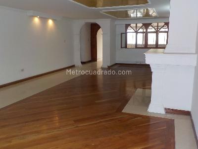 Casa en venta en El Batán, Bogotá · foto 3 de 20