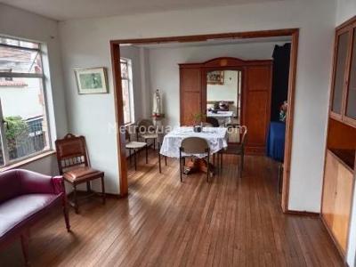 Casa de 4 alcobas en venta en Usaquen Cerros, Bogotá, 214 m² · foto 4 de 8