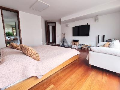 Apartamento de 3 alcobas en venta en Los Rosales (Oi), Bogotá, 315 m² · foto 6 de 11