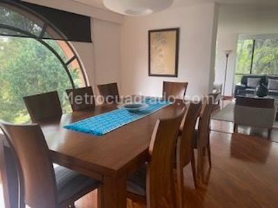 Apartamento de 4 alcobas en venta en Calleja Alta, Bogotá, 210 m² · foto 9 de 20
