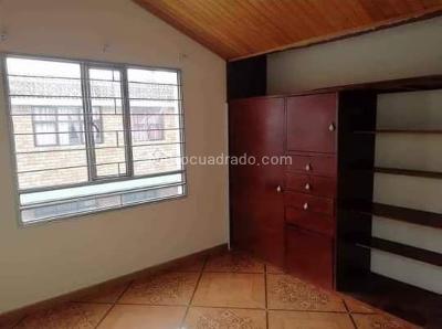 Casa de 4 alcobas en venta en Urbanizacion El Bosque, Tunja, 286 m² · foto 6 de 11