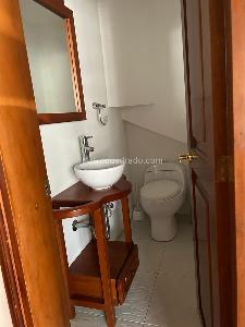 Casa de 3 alcobas en venta en San Jose De Bavaria, Bogotá, 230 m² · foto 5 de 8